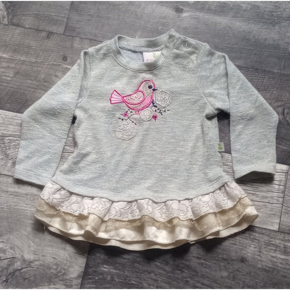 Duck Duck Goose Girls 24 Mths Gray Top  With Lace Trim Around Bottom